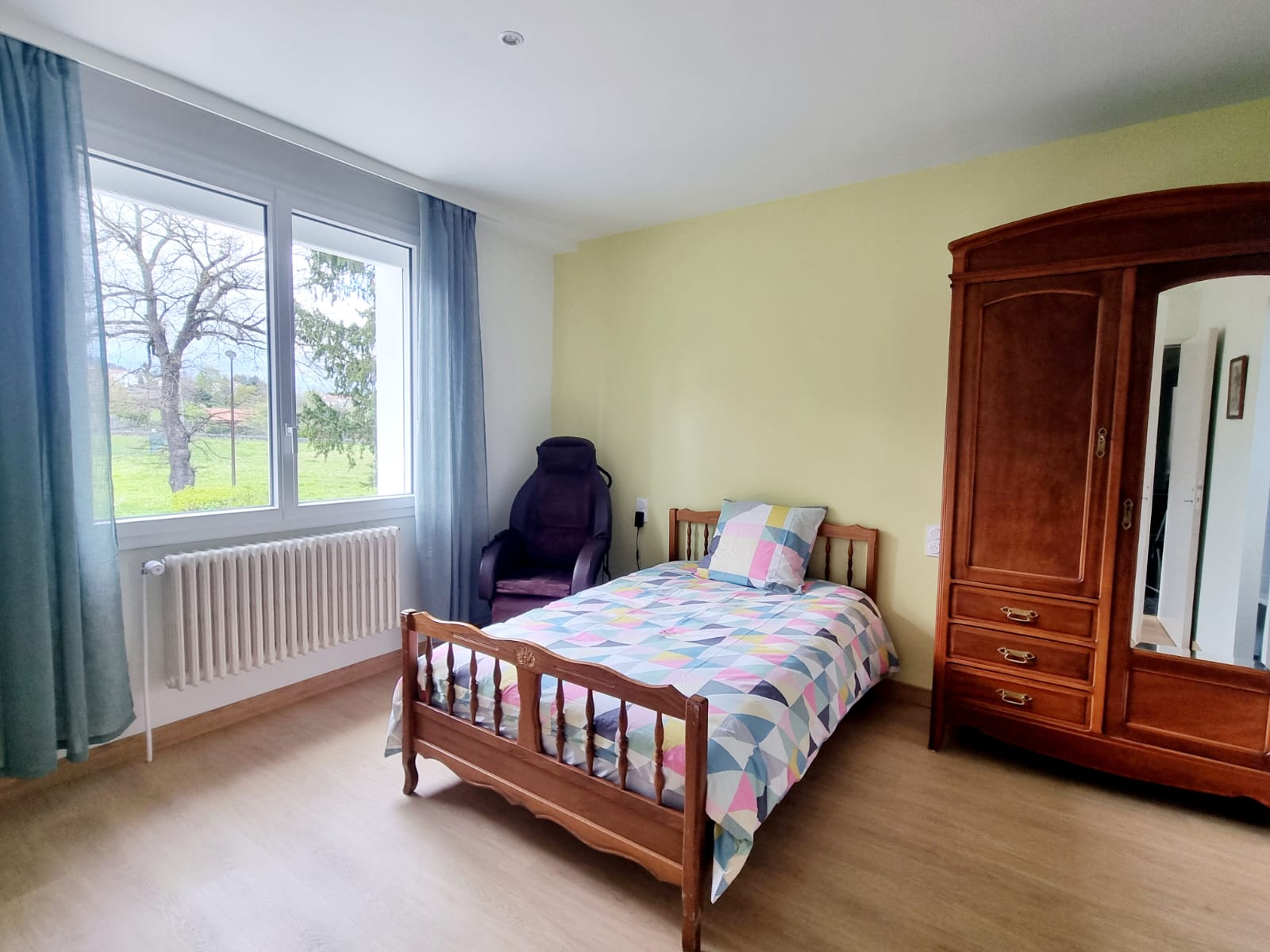 Chambre 1 - Vue 1