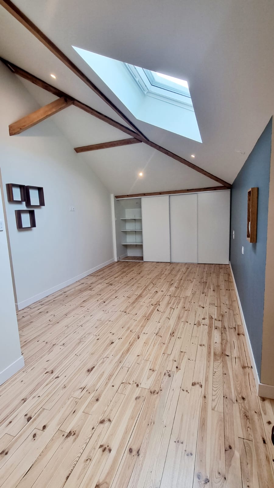 Chambre 5 - Vue 2